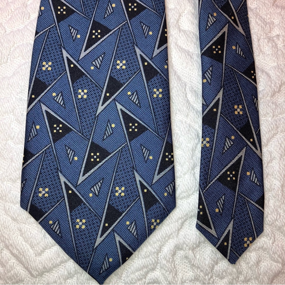Vintage Calvin Klein silk skinny tie, geometric triangles, blue, black